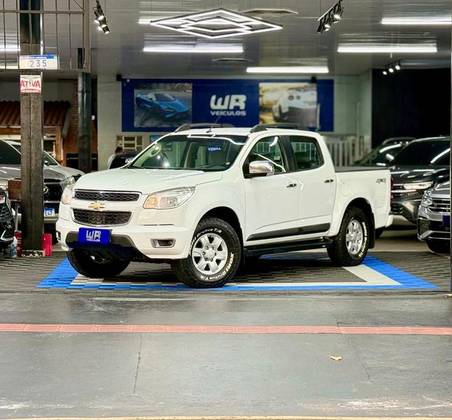 CHEVROLET S10 2.8 LT 4X4 CD 16V TURBO DIESEL 4P AUTOMÁTICO